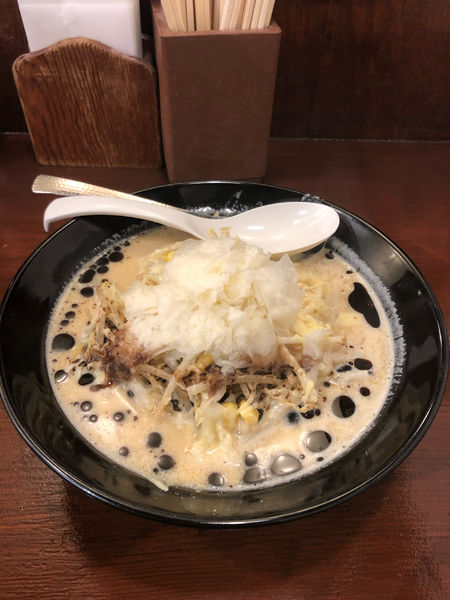 「チーズガーリック味噌らーめん　大盛り　1040円」@威風 川崎店の写真