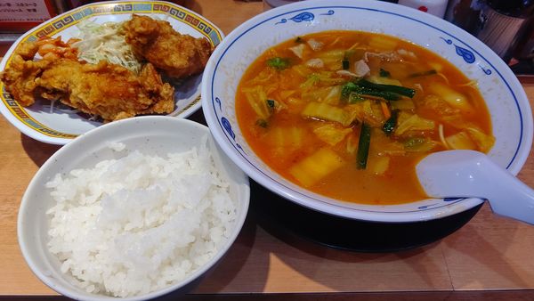 「唐揚げセット１０００円」@天理スタミナラーメン 針テラス店の写真