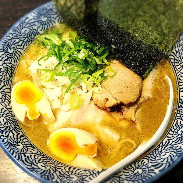 「特製濃厚煮干し中華そば 980円」@極上煮干し鶏そば やまだ邸の写真