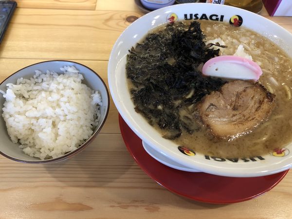 「醤油らーめん（大盛）（こってり）」@らーめん屋 USAGIの写真