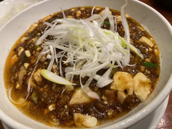 「麻婆麺＋葱」@SHIBIRE NOODLES 蝋燭屋の写真