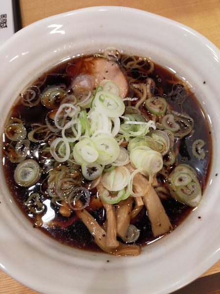 「黒醤油ラーメン」@らぁめん次元の写真