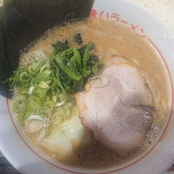 「うまいラーメン850円、餃子セット250円」@うまいラーメン 松福 甲府店の写真