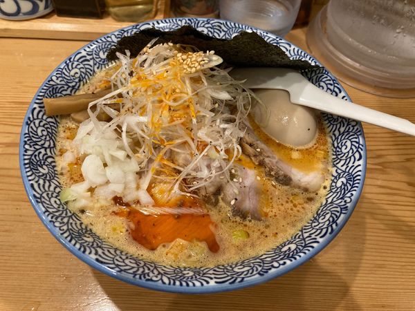 「特製ごまの辛いそば　1200円」@中華そば 笑歩の写真