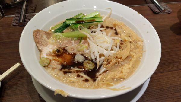 「とんこつラーメン」@麺屋 空海 KOOKAI 品川店の写真