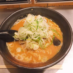 みそオロチョン　ネギトッピング