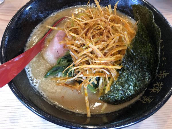 「辛ネギラーメン&ライス」@極濃家系ラーメン 歩輝勇 センター北店の写真
