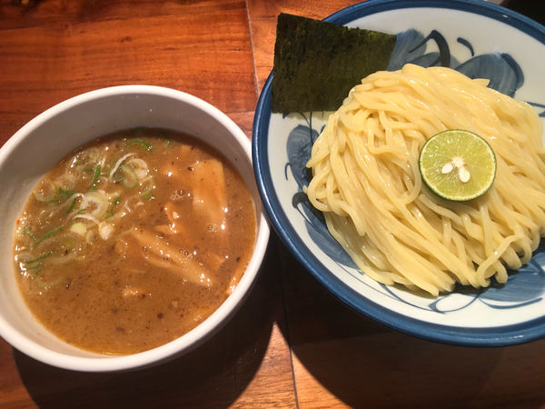 「つけ麺300g (900円)」@めん徳二代目つじ田 新橋店の写真