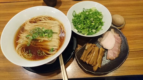 「かけそば＋トッピング」@麺や食堂 246号店の写真