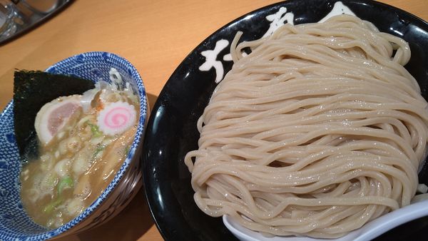 「朝つけ麺、大盛り」@六厘舎の写真