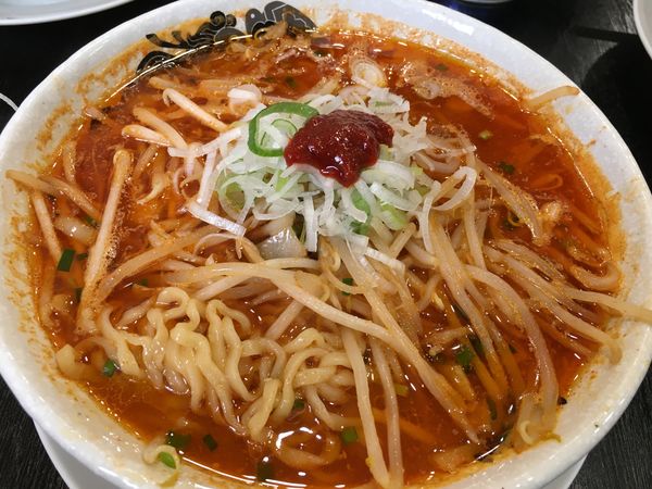 「（かけ）コク旨辛味噌　中辛」@食堂 はせ川の写真