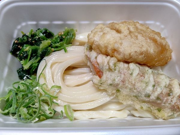 「はなまるうどん弁当（1番弁当）冷370円」@はなまるうどん 高崎店の写真