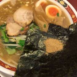 煮干し醤油らーめん850円