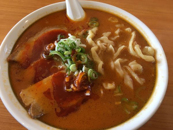 「【限定】濃厚辛味噌中華（手打ち麺）」@うえんで食堂の写真