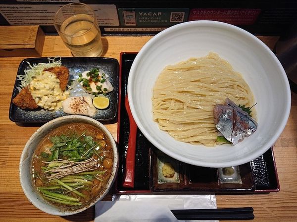 「創作味噌つけ麺「土佐清水産メックリアジ、坊勢島産ボラ白子」」@ラーメン 巌哲の写真