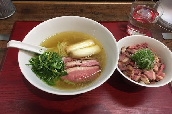 「SZATMARIの鴨蕎麦（塩）＋鴨葱ご飯」@神保町黒須の写真