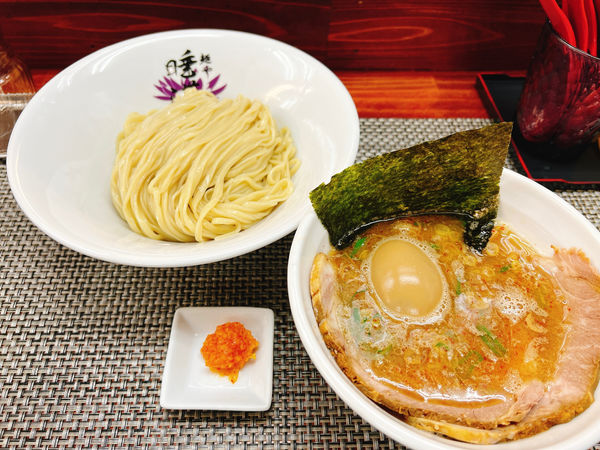 「あっさり魚介豚骨つけ麺」@麺や 睡蓮の写真