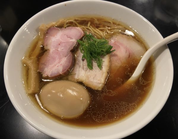 「特製中華そば　大盛り」@AKEBIの写真