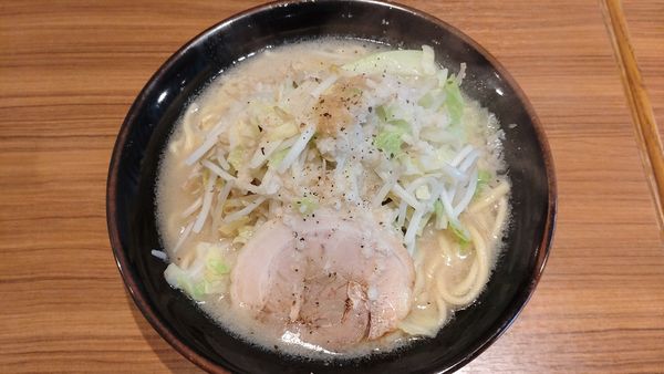 「塩壱郎ラーメン」@横浜家系ラーメン 壱角家 松戸五香店の写真