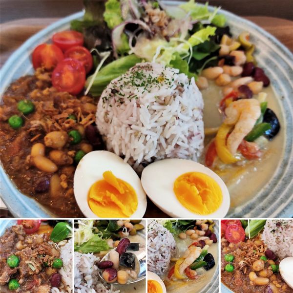 「スパイシーWカレー　990円」@ホテル エミット 上野店の写真