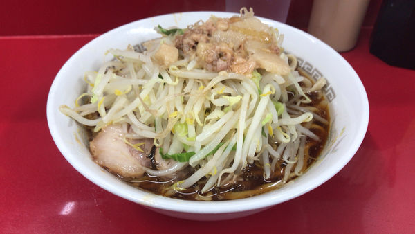 「小ラーメン　豚2枚　￥700」@ラーメン二郎 越谷店の写真