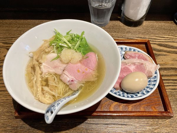 「サッポロ赤星＋日本酒八海山＋鴨胸肉→特製Ra-men柚子しお」@メンドコロ Kinariの写真