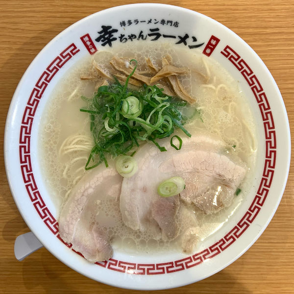 「白醤油ラーメン（680円）」@幸ちゃんラーメン 博多本店の写真