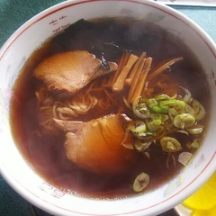 花月そば店の画像