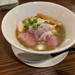 濃厚煮干しそば(850円)