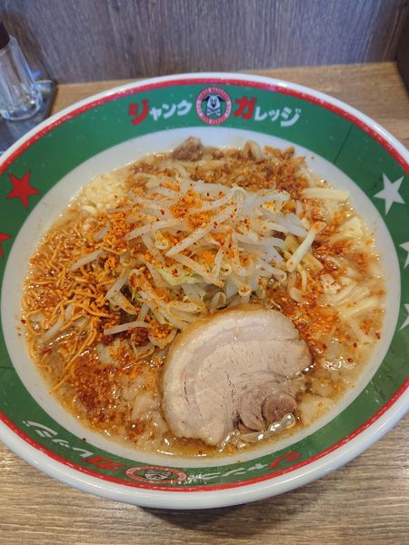 「スープまぜそば」@ジャンクガレッジ 狭山店の写真