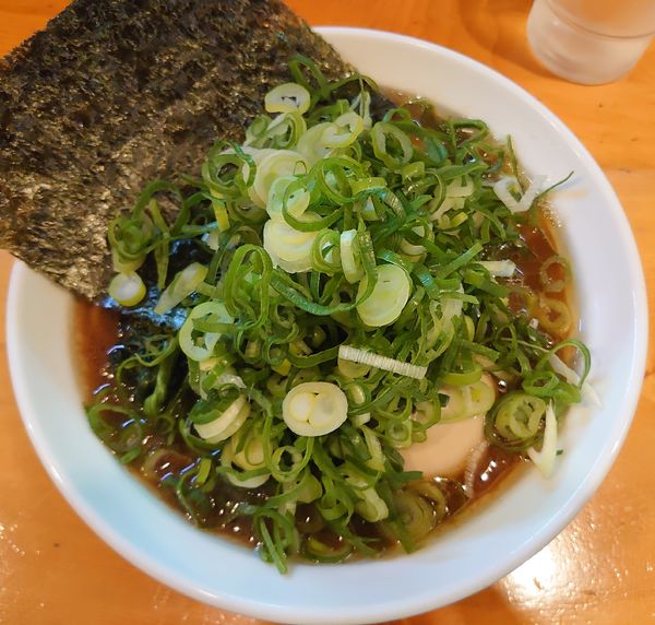 「九条ねぎラーメン+味玉(950円)」@黒王の写真