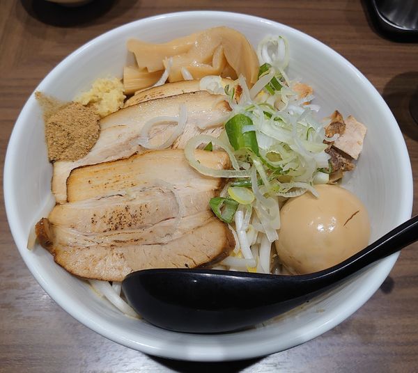 「特製みそまぜそば(1200円)」@東京スタイルみそらーめん ど・みそ キッテグランシェ店の写真