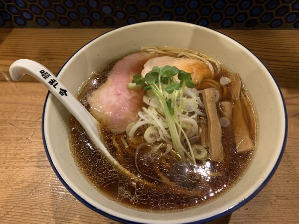 「ザ正油ラーメン」@自家製麺 啜乱会の写真