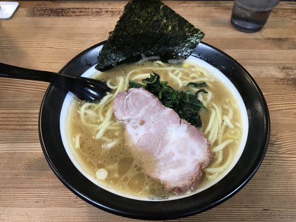 「太麺 700円＋クーポン替え玉」@百麺 世田谷店の写真
