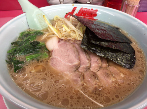 「醤油ネギチャーシュー」@ラーメン山岡家 花見川区店の写真