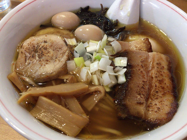 「特製中華そば」@本枯中華そば 魚雷の写真