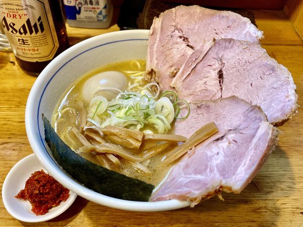 「アサヒスーパードライ → 特製らーめん ＋ 辛味」@麺屋はし本の写真