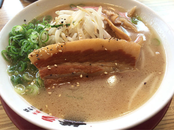 「厚切りバララーメン」@ラーメン横綱 柏店の写真