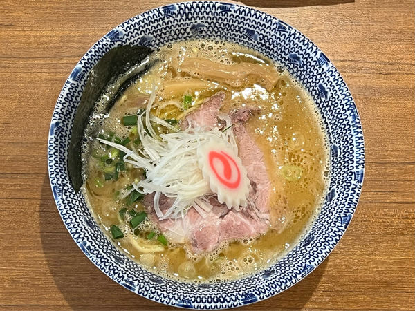 「魚介とんこつラーメン」@麺屋わおんの写真