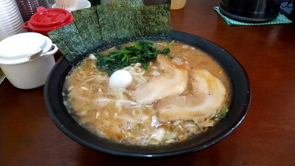 「醤油ラーメン（並）（７００円）」@豚骨らーめん道の写真