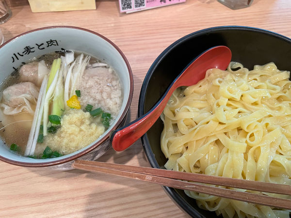 「【限定】塩生姜ワンタン」@小麦と肉 桃の木の写真