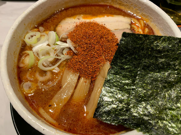 「辛辛魚らーめん」@麺処 井の庄 名古屋店の写真