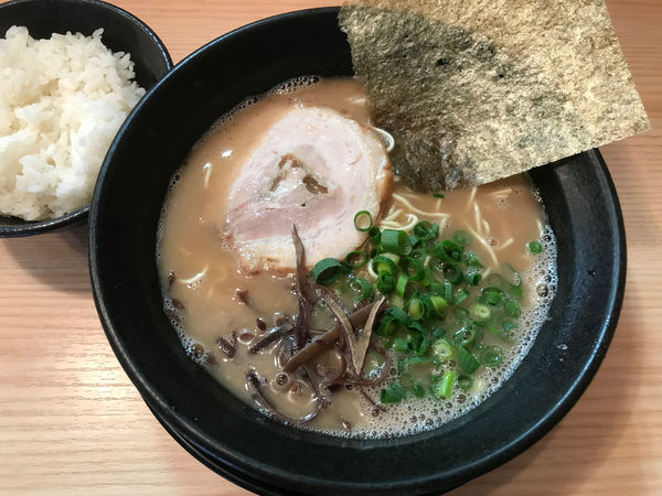 「らーめん　680円」@九州とんこつらーめん ひらさわの写真