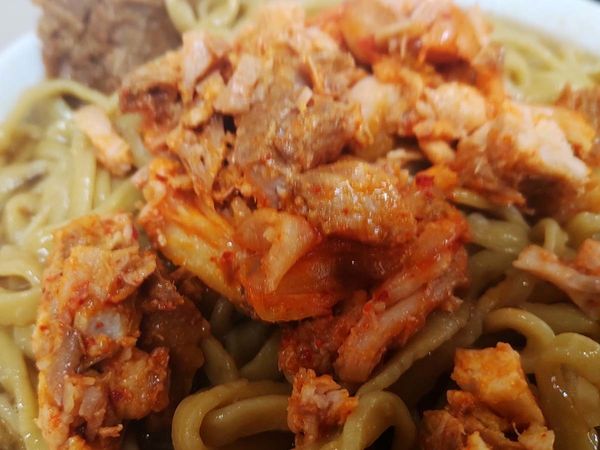 「大豚ラーメン500g（＋豚キムチ＋チーズ＋生卵）」@夢を語れ 山梨の写真