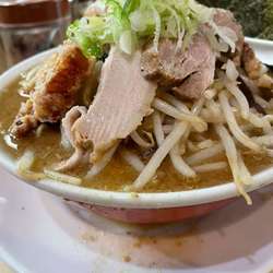 豪華盛りラーメン（赤）