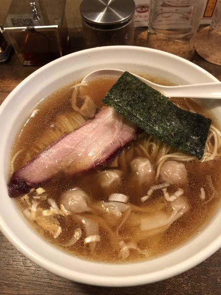 「ワンタンメン950円(※pay pay利用で半額還元)」@荏原町しなてつの写真