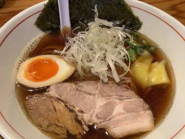 「あごだしラーメン（醤油）　850円」@創麺 どすんの写真