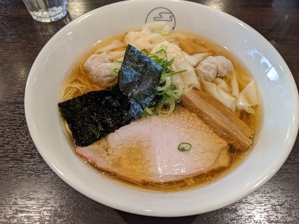 「特製ワンタン麺1000円　白ミックス」@八雲の写真