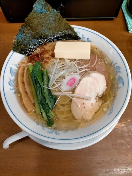 「塩バターラーメン」@らーめん曳舟の写真