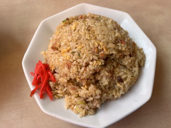 「台湾ラーメン+炒飯710円」@中華料理 太平洋の写真